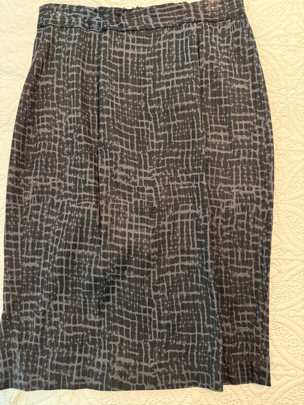 LOFT Gray & Black Patterned Midi Skirt